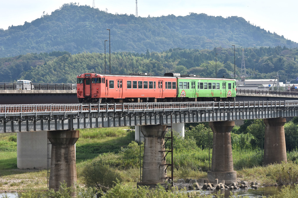 キハ47タラコ鳥取行き