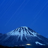 早春の大山星景色