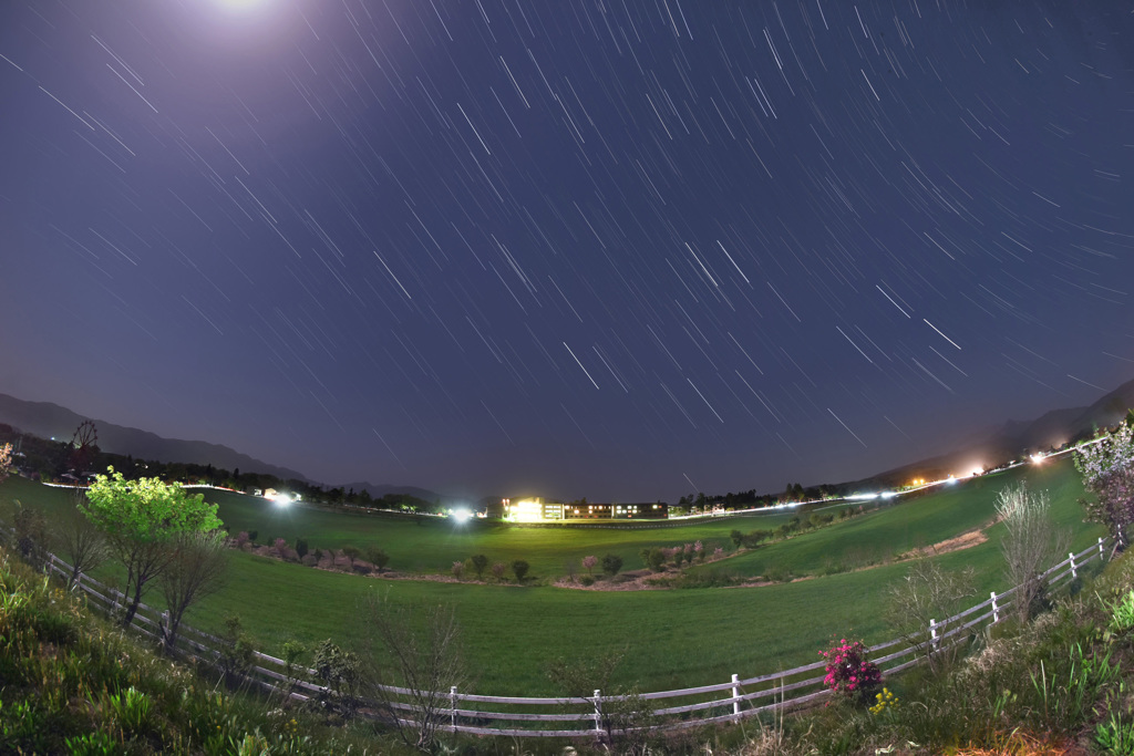 月夜の蒜山高原