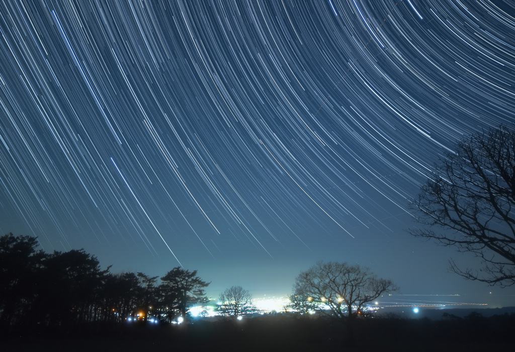 米子の夜景と沈む春の星座