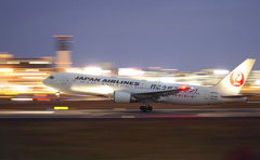B767 Take Off