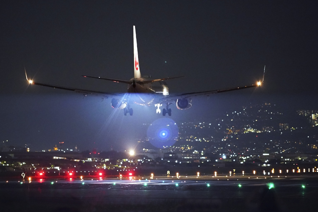 B737到着