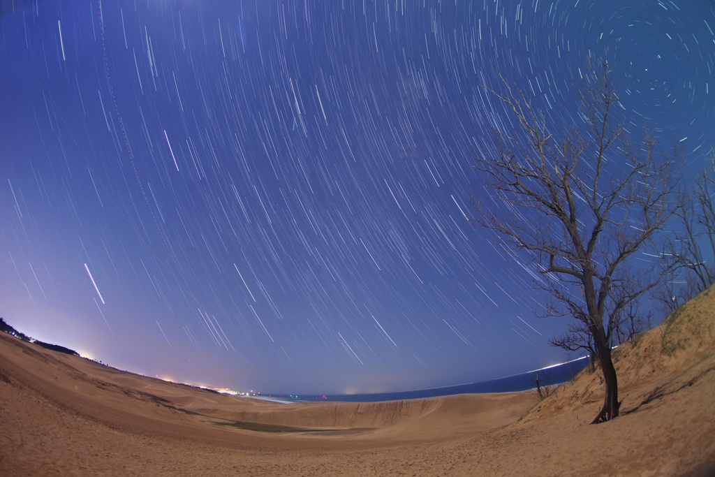 砂丘に沈む冬の星座