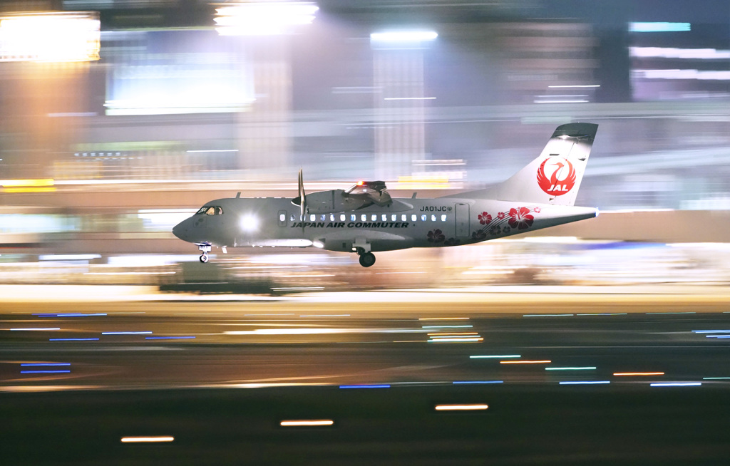 レアなATR42ハイビスカス