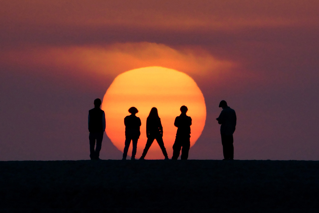 夕陽の丘の人々