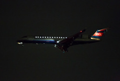 夜の伊丹空港