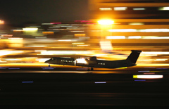 夜の伊丹空港