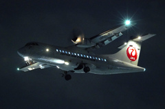 ATR-42 到着