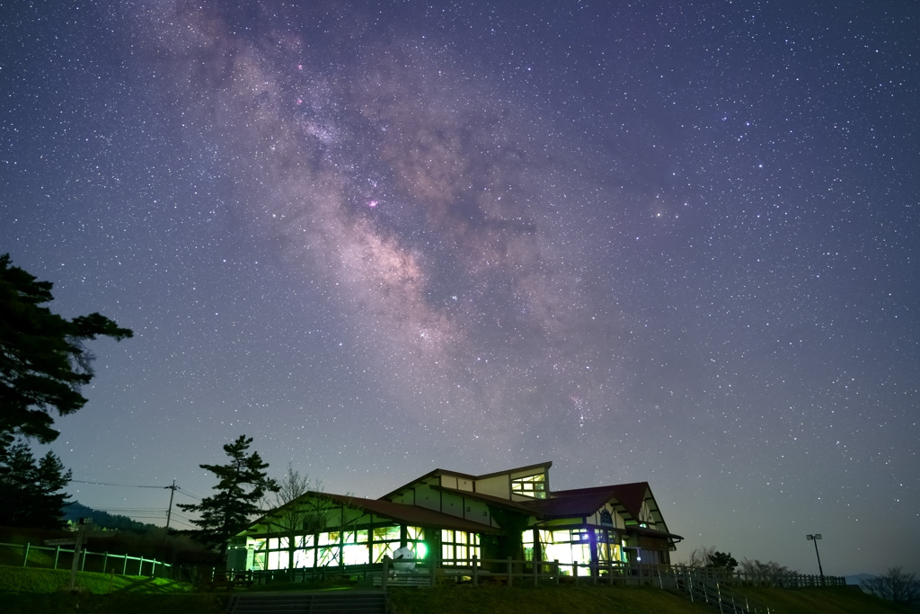 大山まきばみるくの里の夜