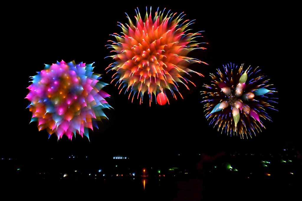 2019はわい温泉クリスマス花火