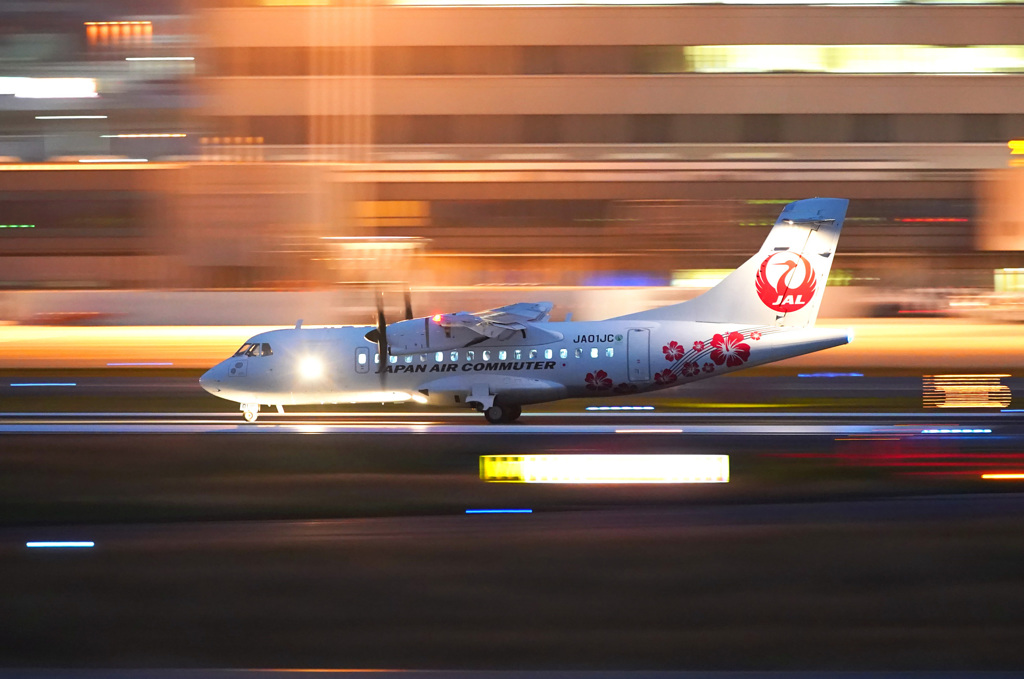 レアなATR42ハイビスカス