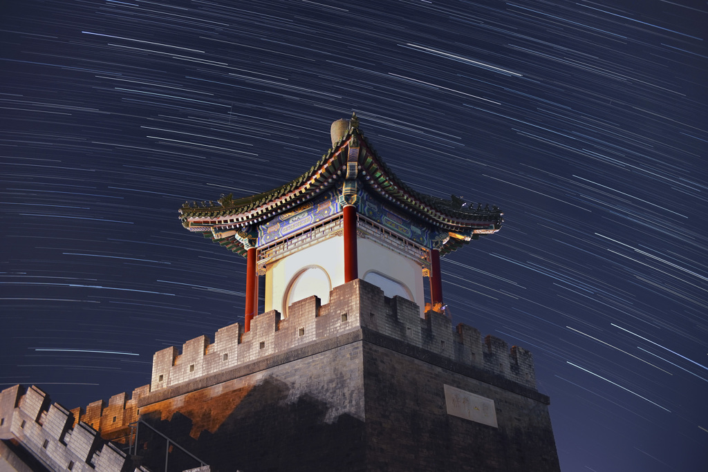 燕趙園の夜