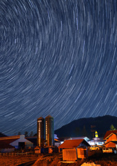 蒜山高原に昇る北斗七星