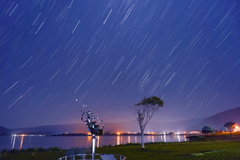 東郷湖に昇る冬の星座