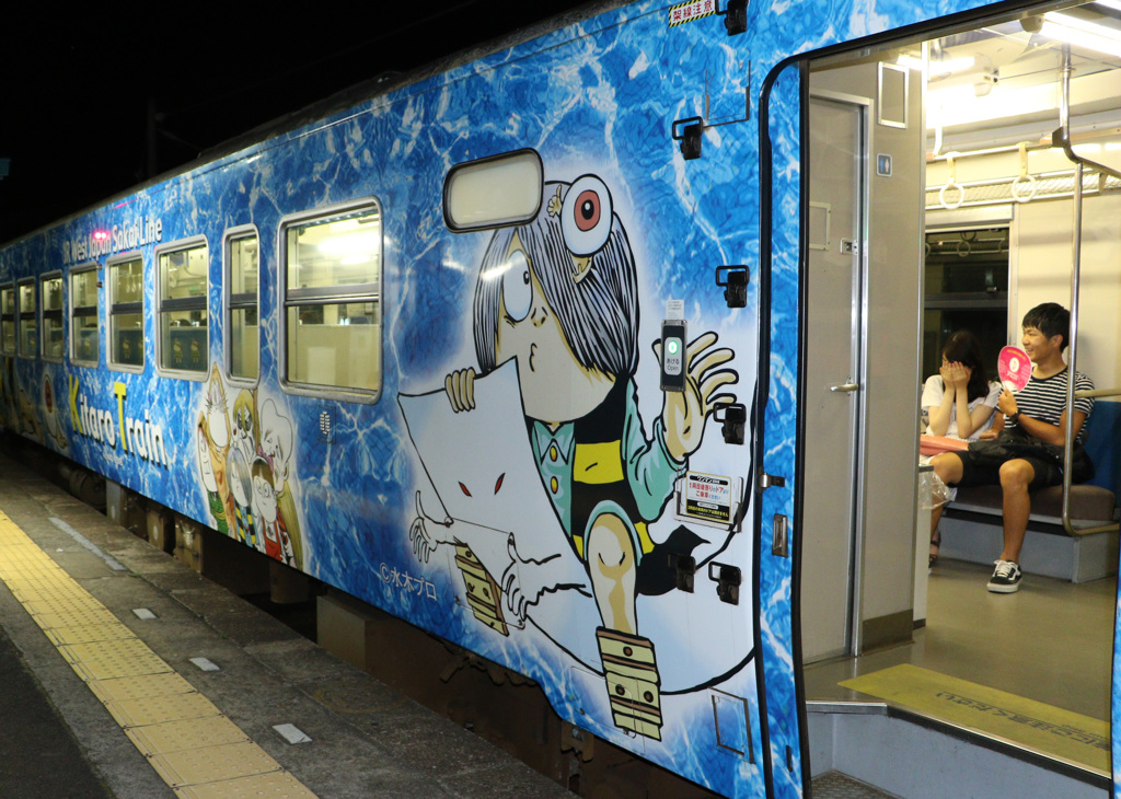 みなと祭花火帰りの列車