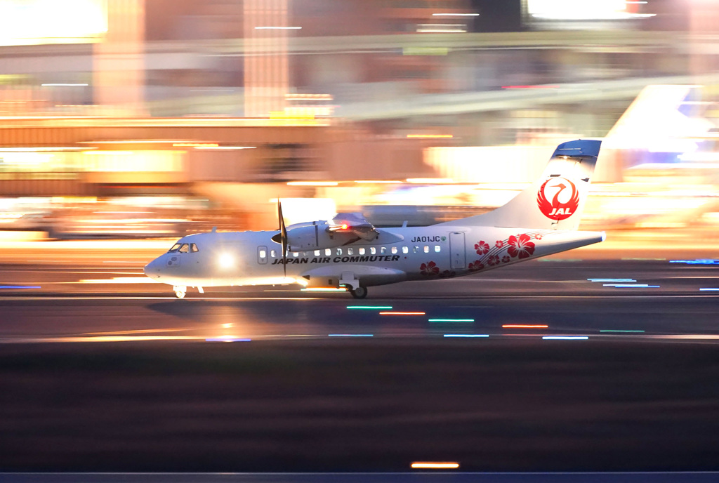 レアなATR42ハイビスカス