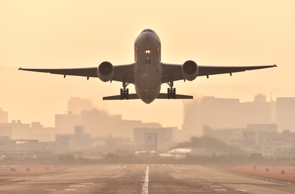 B777 Take Off