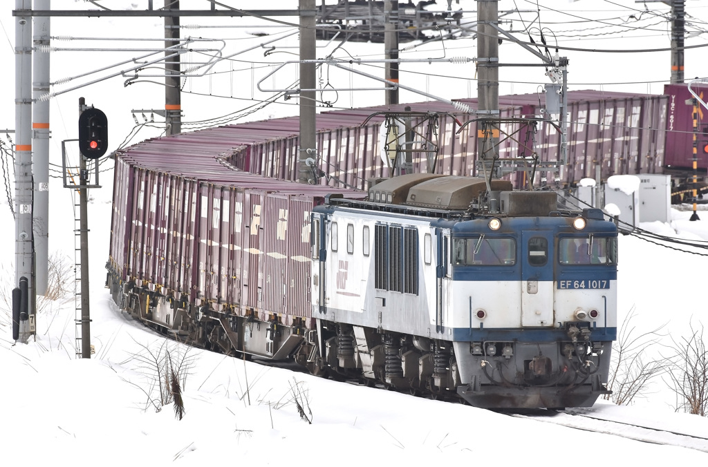 雪の伯備線