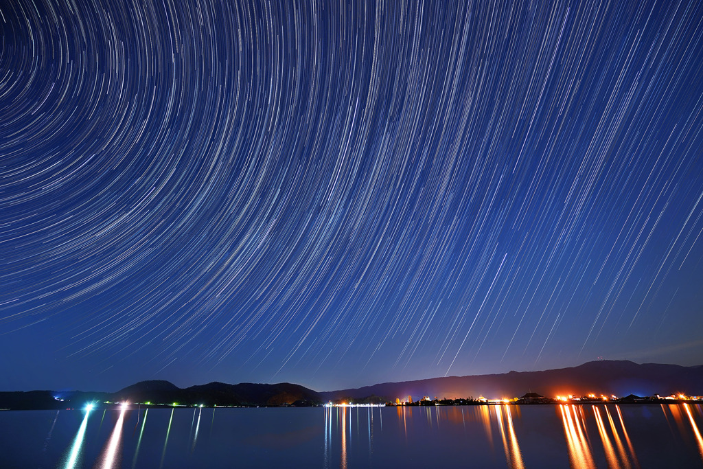 東郷湖に昇る夏の星座