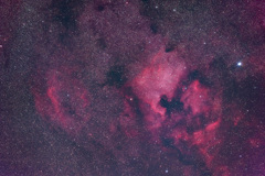 北アメリカ・ペリカン星雲、Sh2-119付近