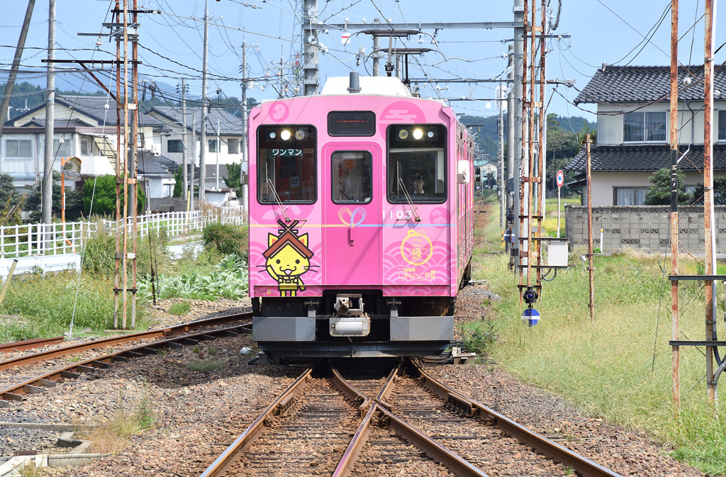 ご縁電車しまねっこ号 出雲大社行き