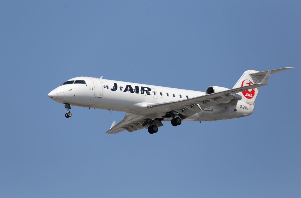 伊丹空港飛来機リスト J-AIR