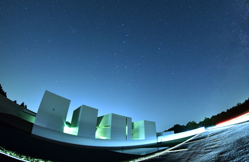 植田正治写真美術館と北斗七星