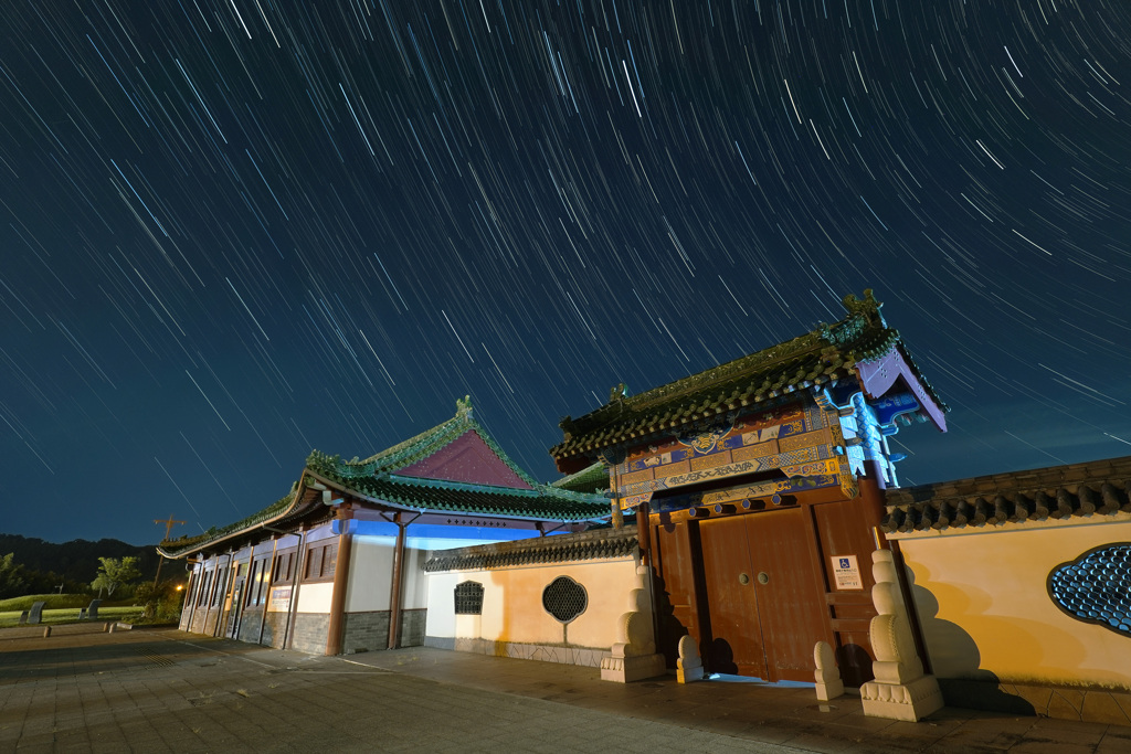 燕趙園の夜