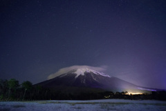 大山と昇るしし座