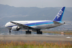 伊丹空港飛来機リスト ANA