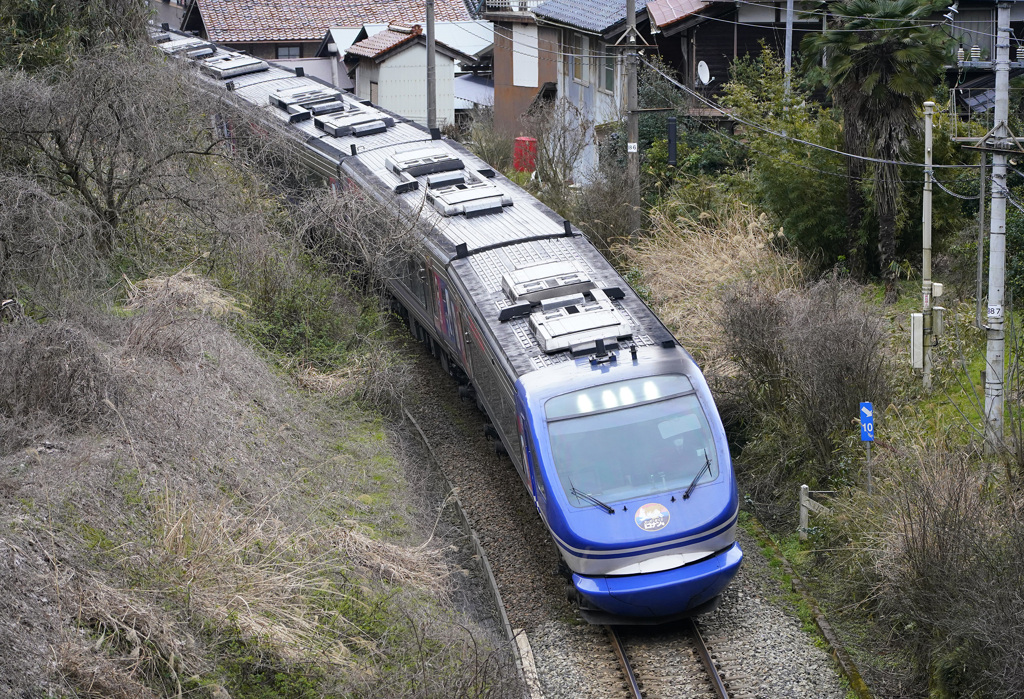 スーパーはくとコナン号