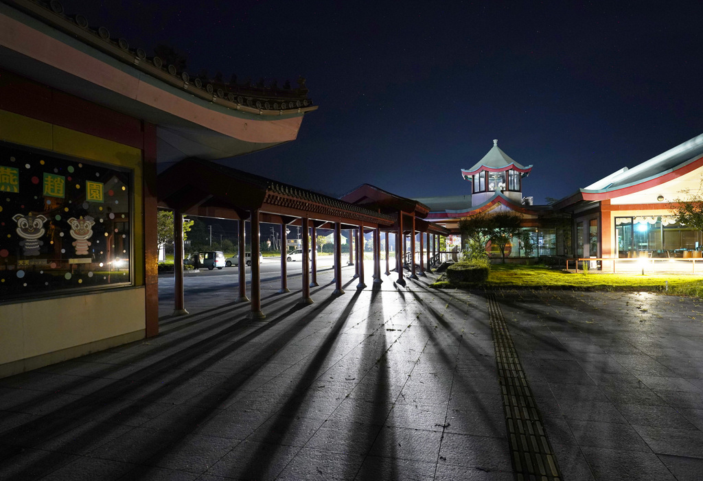 月夜の燕趙園