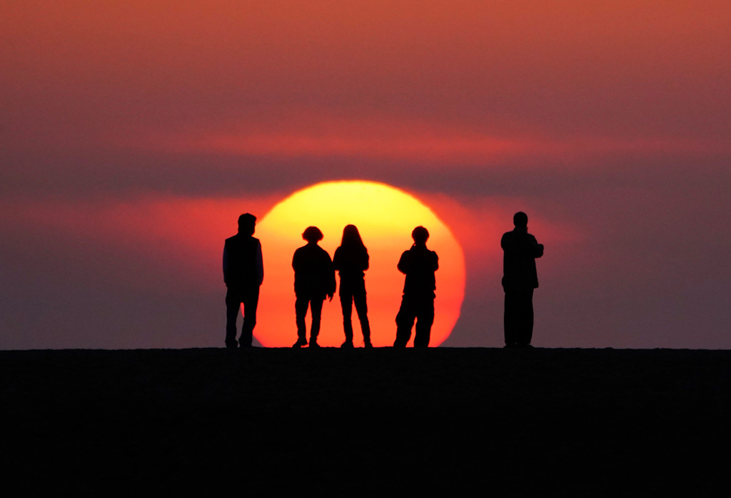 夕陽の丘の人々