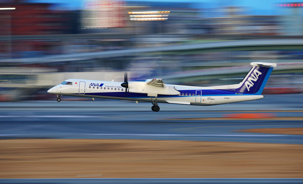 ボンバルディア到着