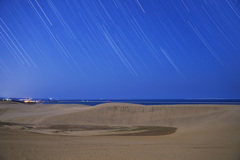 月夜の鳥取砂丘