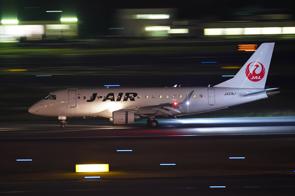 J-AIR到着