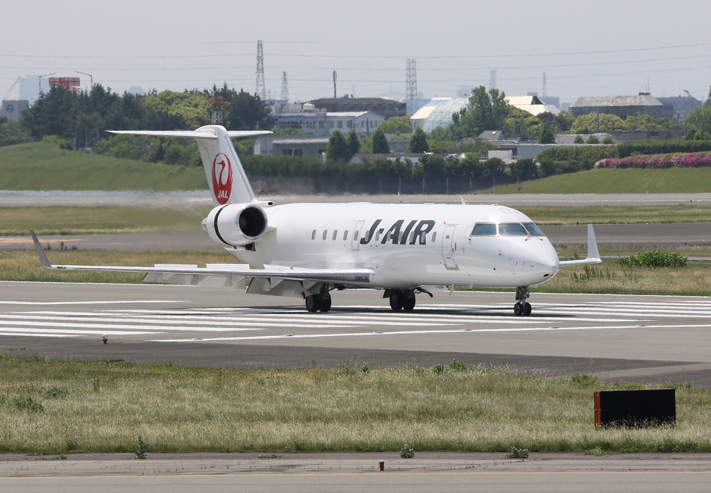 伊丹空港飛来機リスト J-AIR