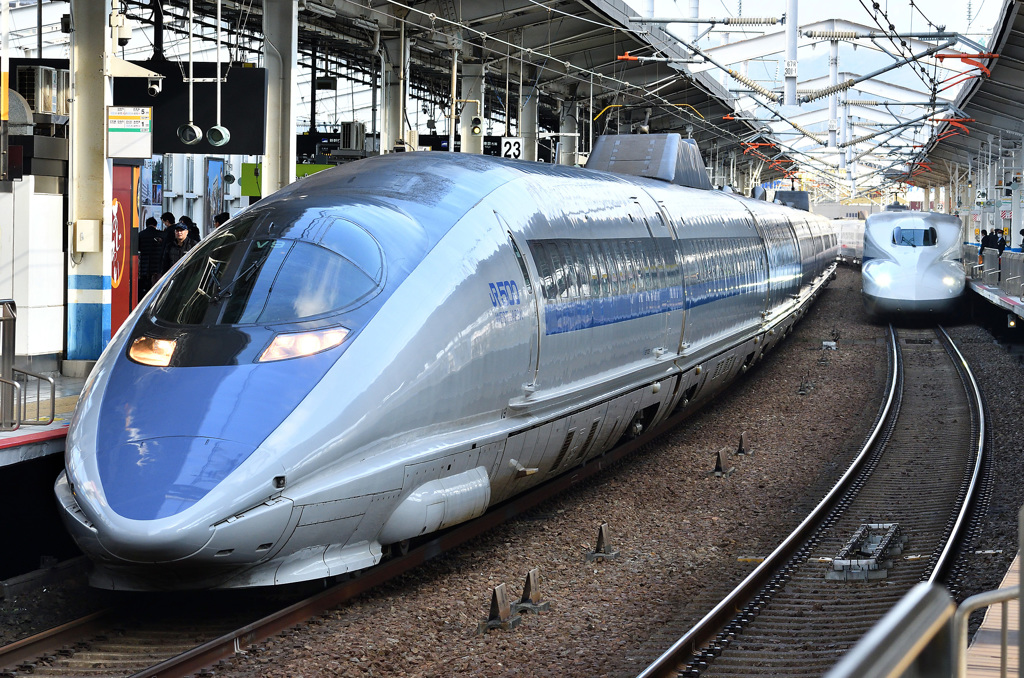 500系とのぞみ