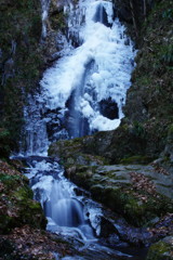 冬を探して　払沢の滝