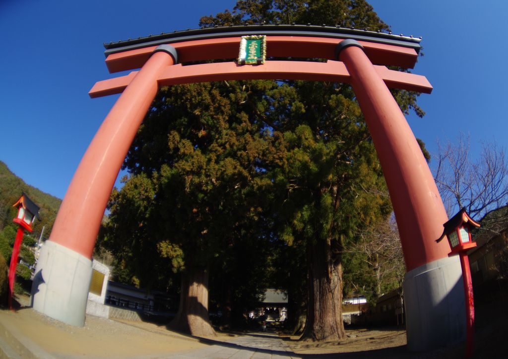 初春　河口浅間神社