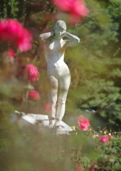 OLD LENS  モニュメント