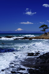 富士をバックに　怒涛　Ⅲ