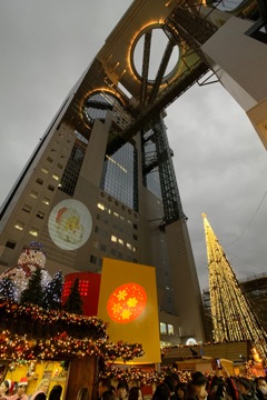 新梅田シティーのクリスマスマーケット