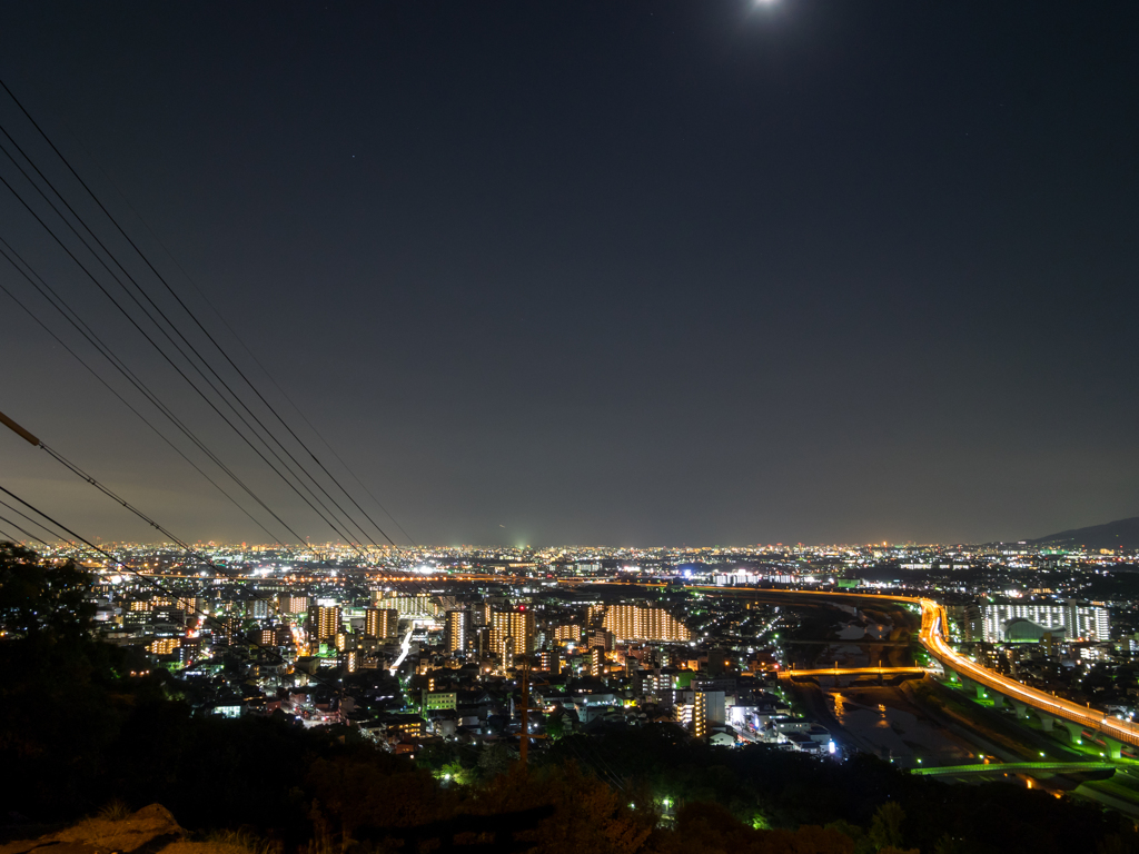 五月山の夜景