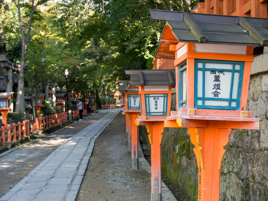 八坂神社の灯篭 By Tjs04 Id 写真共有サイト Photohito