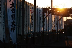 夕暮れの神社