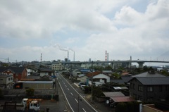 煙突のある街並み