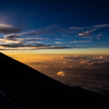 富士山　本八合目の雲海と夕焼け