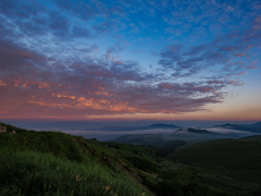 車山山頂　朝焼けと雲海