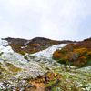 谷川岳　雪と紅葉